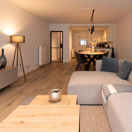 Luxueus, Ruim Appartement Op 350M Van Het Strand Oostende Exterior foto